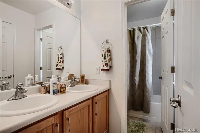 125 Duquesne Street Aurora, CO 80018