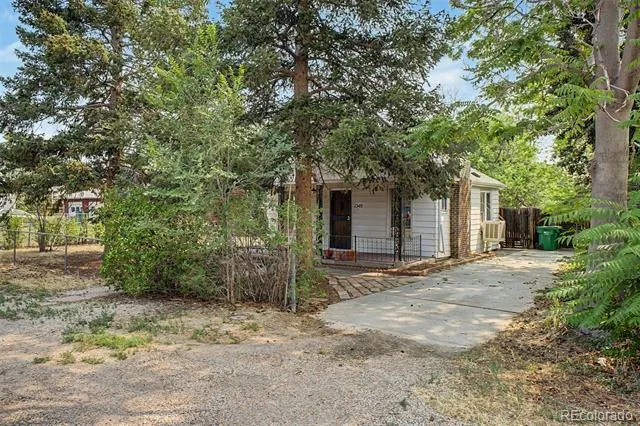 1340 Chase Street Denver, CO 80214