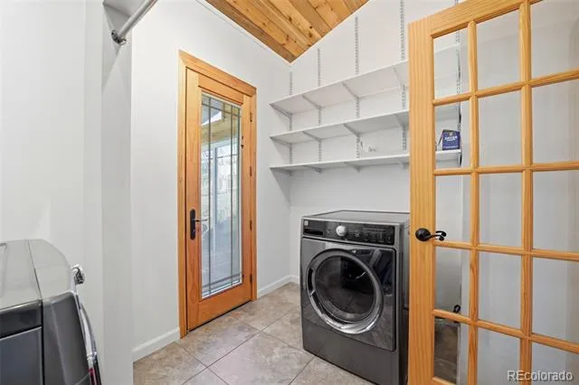 9028 Cascade Avenue Beulah, CO 81023