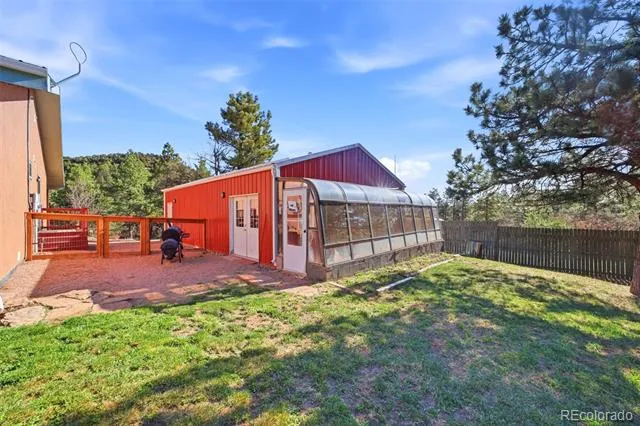 9028 Cascade Avenue Beulah, CO 81023