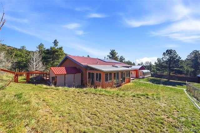 9028 Cascade Avenue Beulah, CO 81023