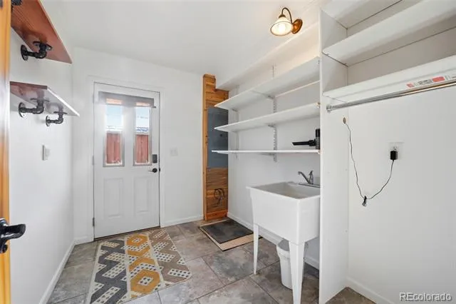 9028 Cascade Avenue Beulah, CO 81023
