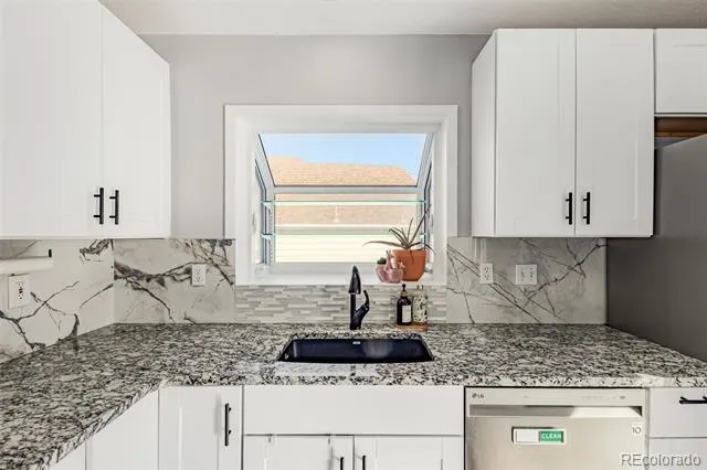 9454 Wolfe Place Highlands Ranch, CO 80129