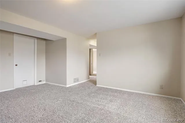 1068 Norfolk Street Aurora, CO 80011