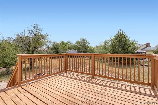 1068 Norfolk Street Aurora, CO 80011