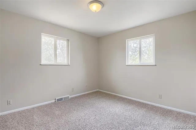 1068 Norfolk Street Aurora, CO 80011