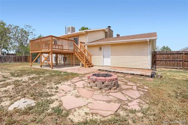 1068 Norfolk Street Aurora, CO 80011
