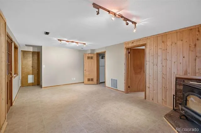 10176 Crest View Drive Morrison, CO 80465