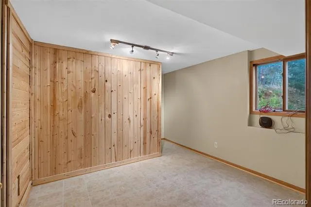 10176 Crest View Drive Morrison, CO 80465