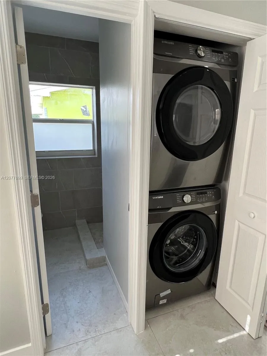 1332 NW 3rd Ave Fort Lauderdale, FL 33311
