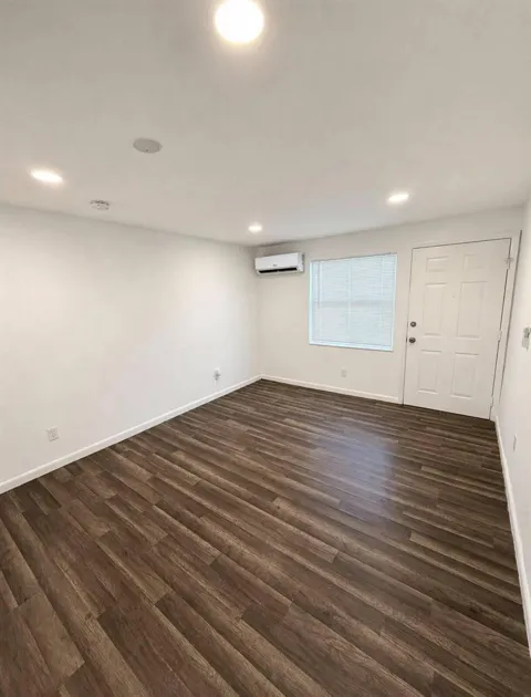 1725 NE 148TH STREET #2