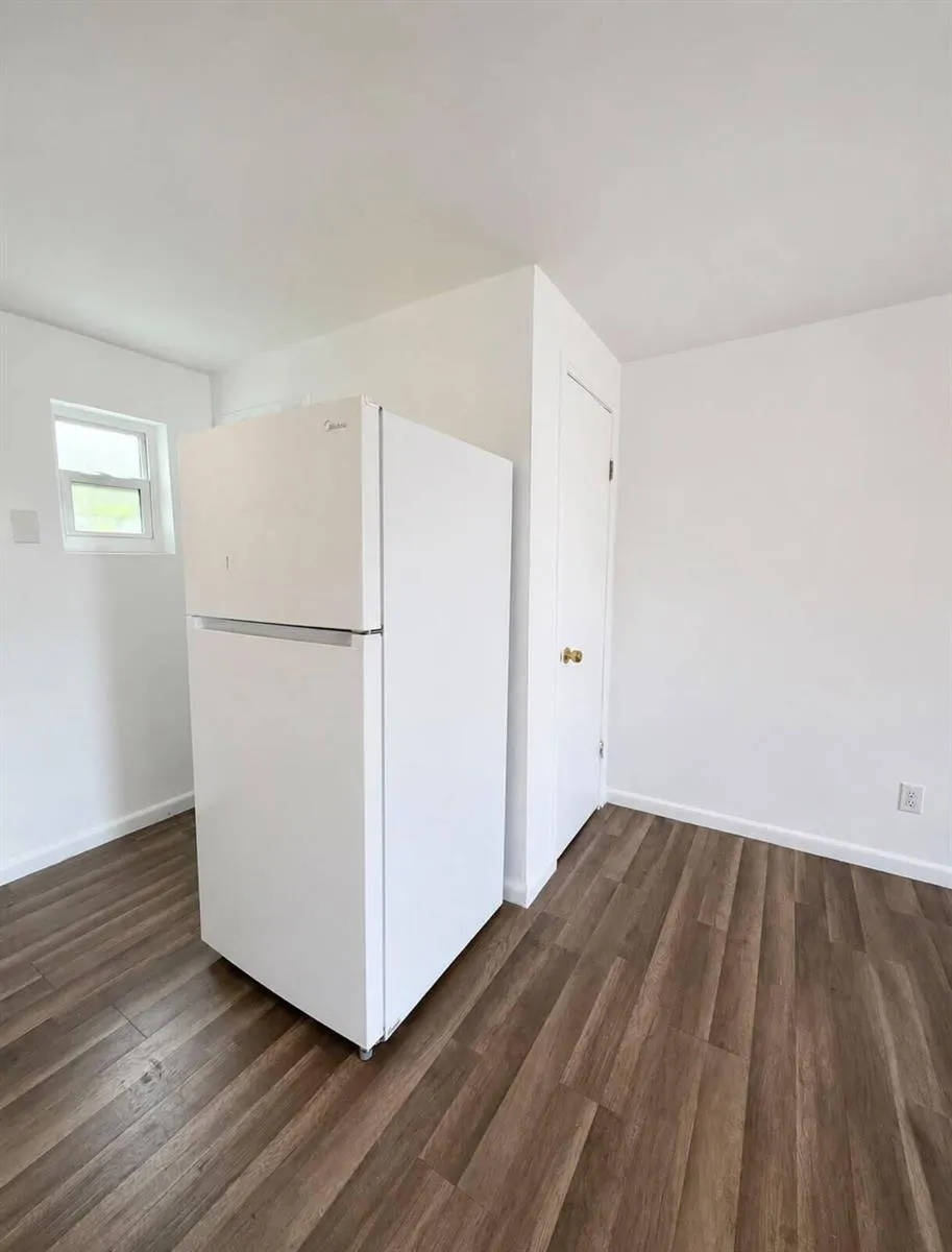1725 NE 148TH STREET #2 Miami, FL 33181