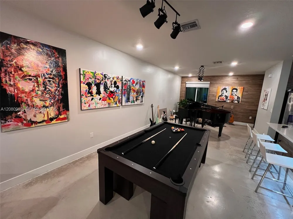 10448 NW 67th St #10448 Doral, FL 33178