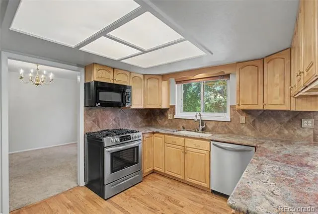 265 Silver Spring Drive Colorado Springs, CO 80919