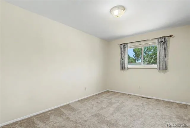 265 Silver Spring Drive Colorado Springs, CO 80919