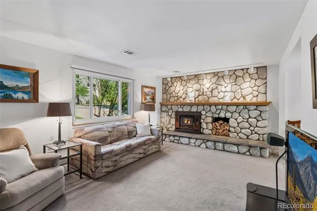 2083 S Alton Way Denver, CO 80231