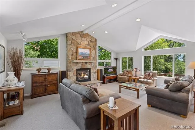 2083 S Alton Way Denver, CO 80231