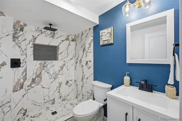 6172 W 68th Avenue Arvada, CO 80003
