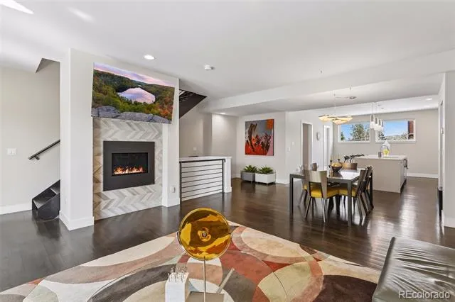 1961 W 34th Avenue Denver, CO 80211