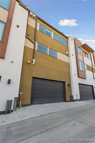 1961 W 34th Avenue Denver, CO 80211