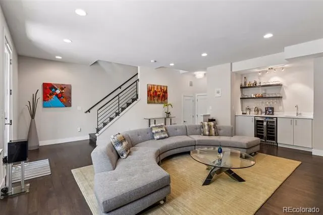1961 W 34th Avenue Denver, CO 80211