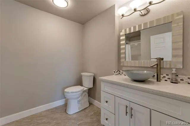 2521 S Bahama Circle #B Aurora, CO 80013