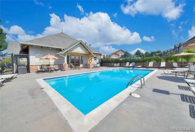 2521 S Bahama Circle #B Aurora, CO 80013