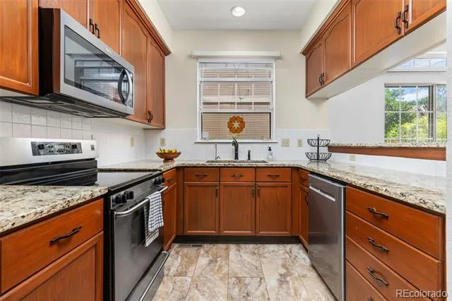 4056 S Abilene Circle #A Aurora, CO 80014