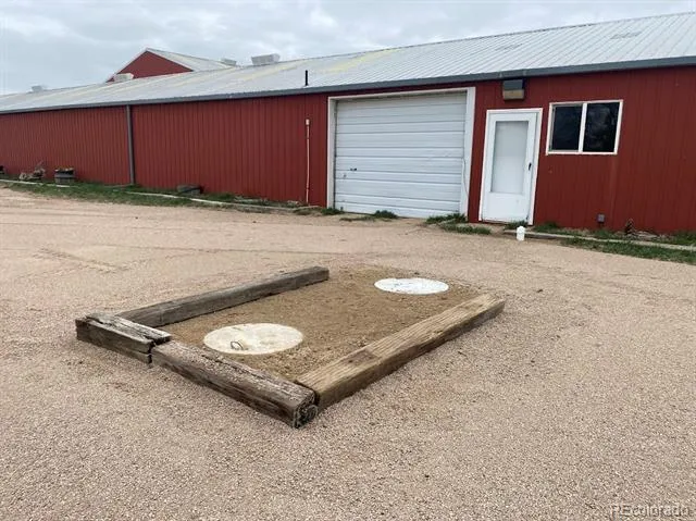 35878 E Mississippi Avenue Watkins, CO 80137
