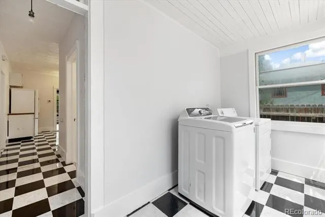 125 Ruxton Avenue Manitou Springs, CO 80829