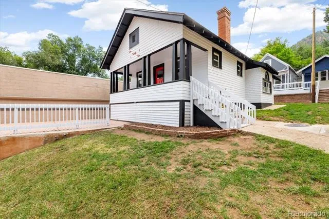 125 Ruxton Avenue Manitou Springs, CO 80829