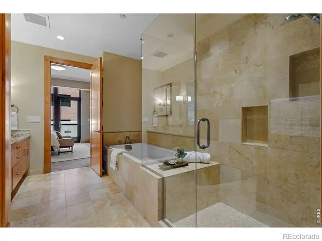 1077 Canyon Boulevard #305 Boulder, CO 80302