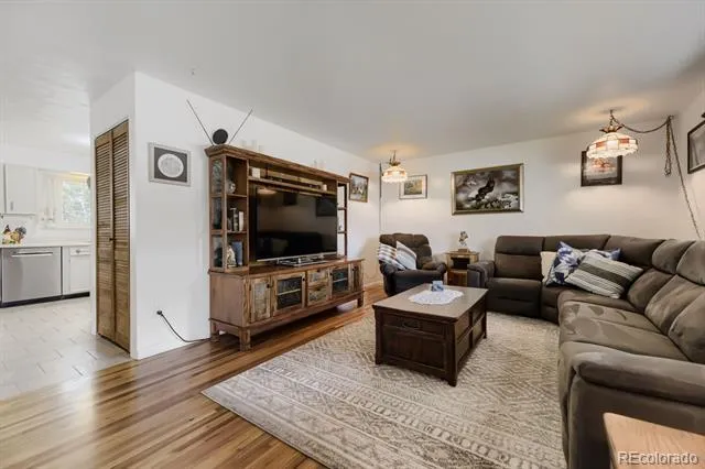 12142 W 60th Place Arvada, CO 80004