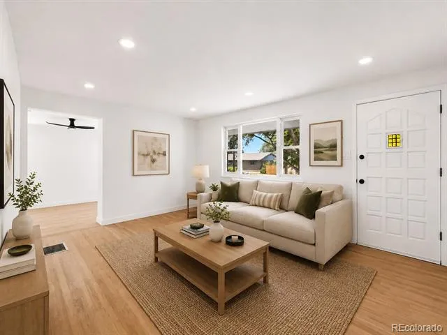 4264 W Radcliff Avenue Denver, CO 80236