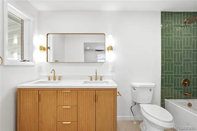 4264 W Radcliff Avenue Denver, CO 80236
