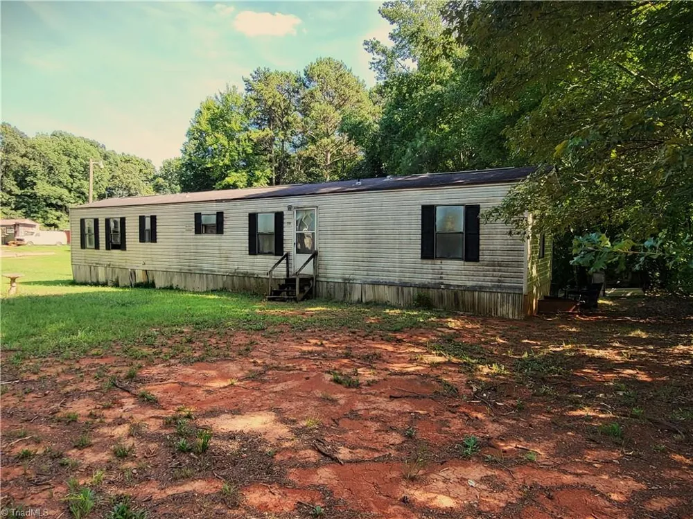 351 Robbins Lane Lexington, NC 27292
