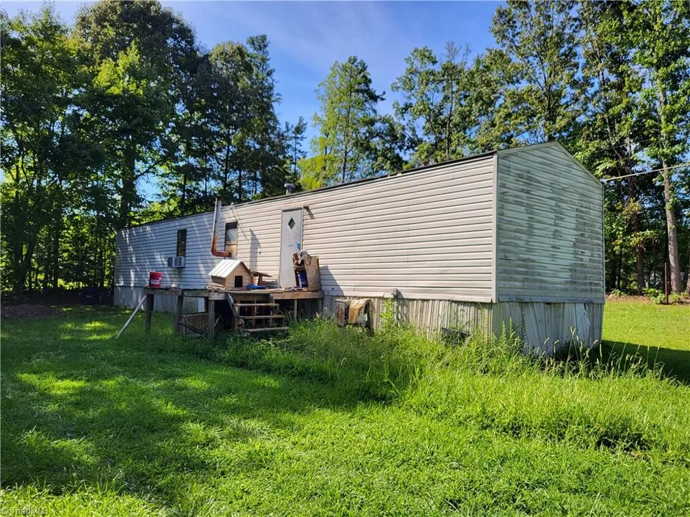 351 Robbins Lane Lexington, NC 27292
