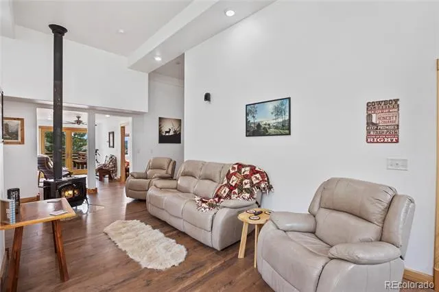 437 Langnis Road Guffey, CO 80820