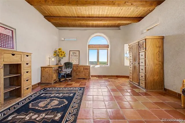 4601 S County Road 161 Strasburg, CO 80136