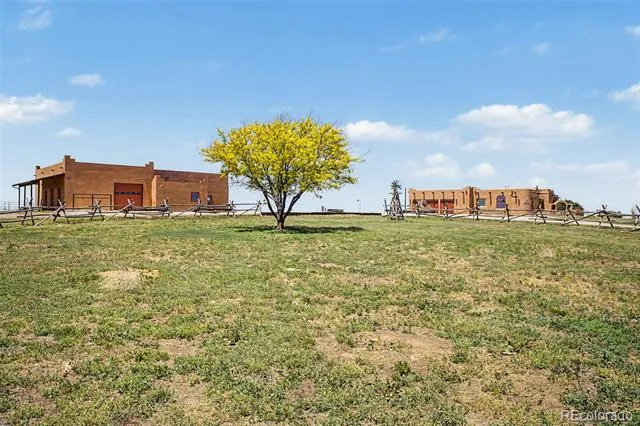 4601 S County Road 161 Strasburg, CO 80136