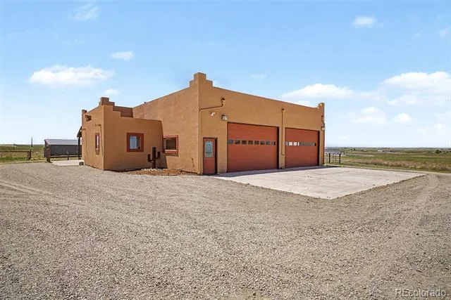 4601 S County Road 161 Strasburg, CO 80136