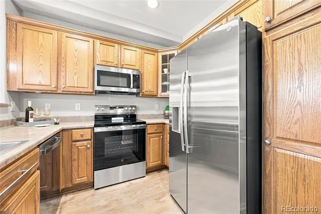 17926 E 104th Way #B Commerce City, CO 80022