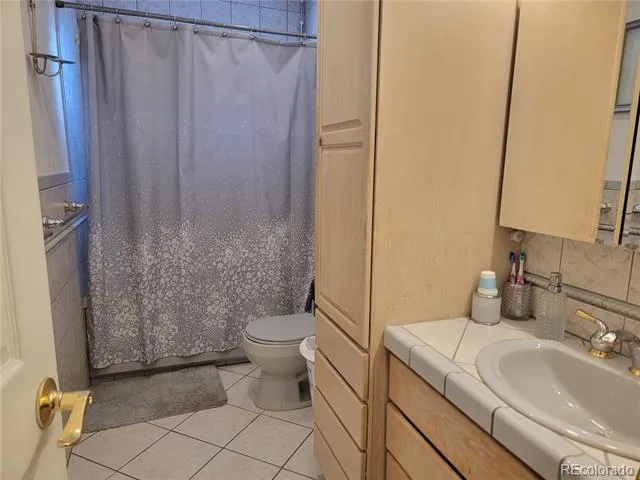 7620 Teller Street Arvada, CO 80003