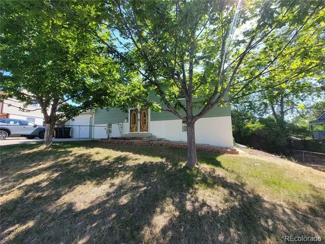 7620 Teller Street Arvada, CO 80003