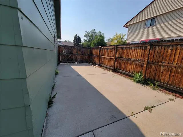 7620 Teller Street Arvada, CO 80003