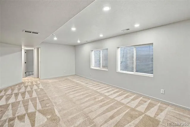 3335 Hollycrest Drive Colorado Springs, CO 80920