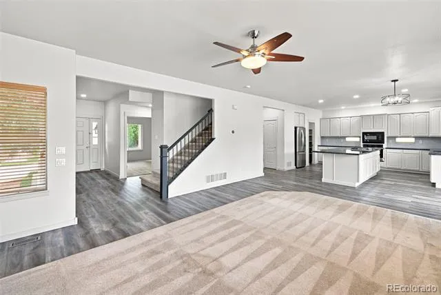 3335 Hollycrest Drive Colorado Springs, CO 80920