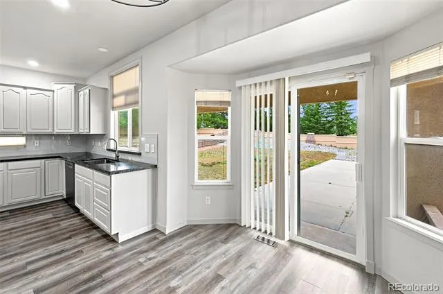 3335 Hollycrest Drive Colorado Springs, CO 80920