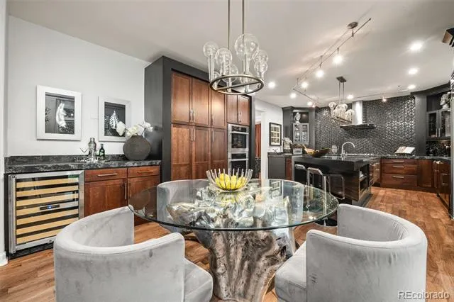 6072 S Paris Street Greenwood Village, CO 80111