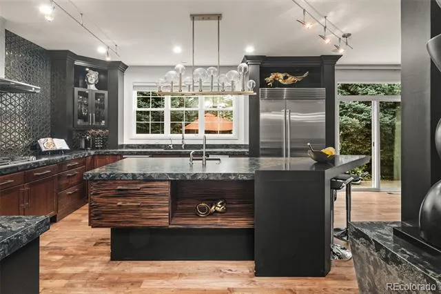 6072 S Paris Street Greenwood Village, CO 80111